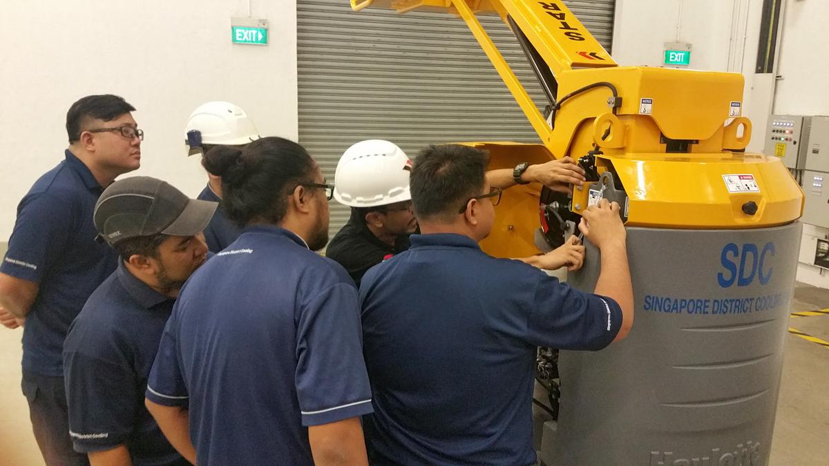 star-8-ac-training-singapore-district-cooling-pte-ltd-commissioning-worlds-biggest
